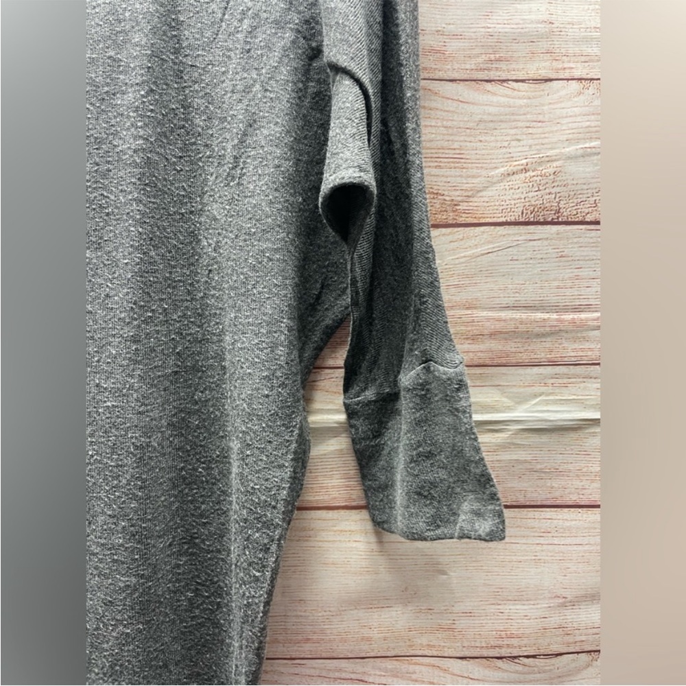 Charlotte Russe top gray size medium 3/4” Sleeve blouse drape dolman boat neck - Picture 7 of 11